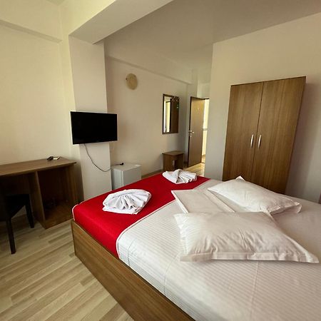 Hotel Mihaela مامايا المظهر الخارجي الصورة
