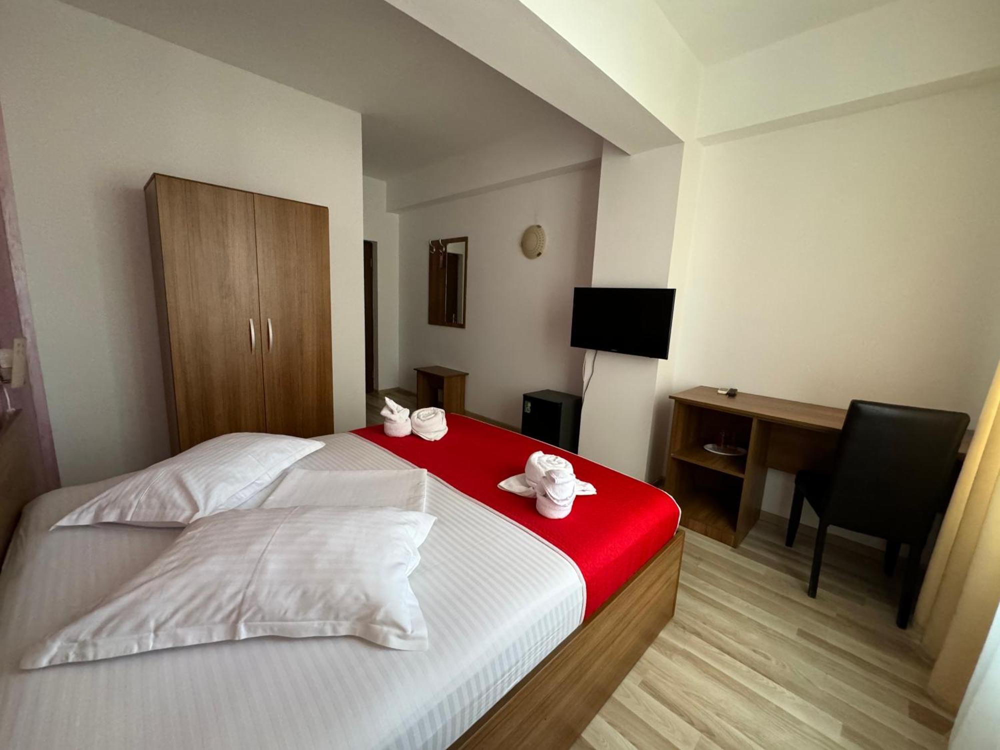 Hotel Mihaela مامايا المظهر الخارجي الصورة