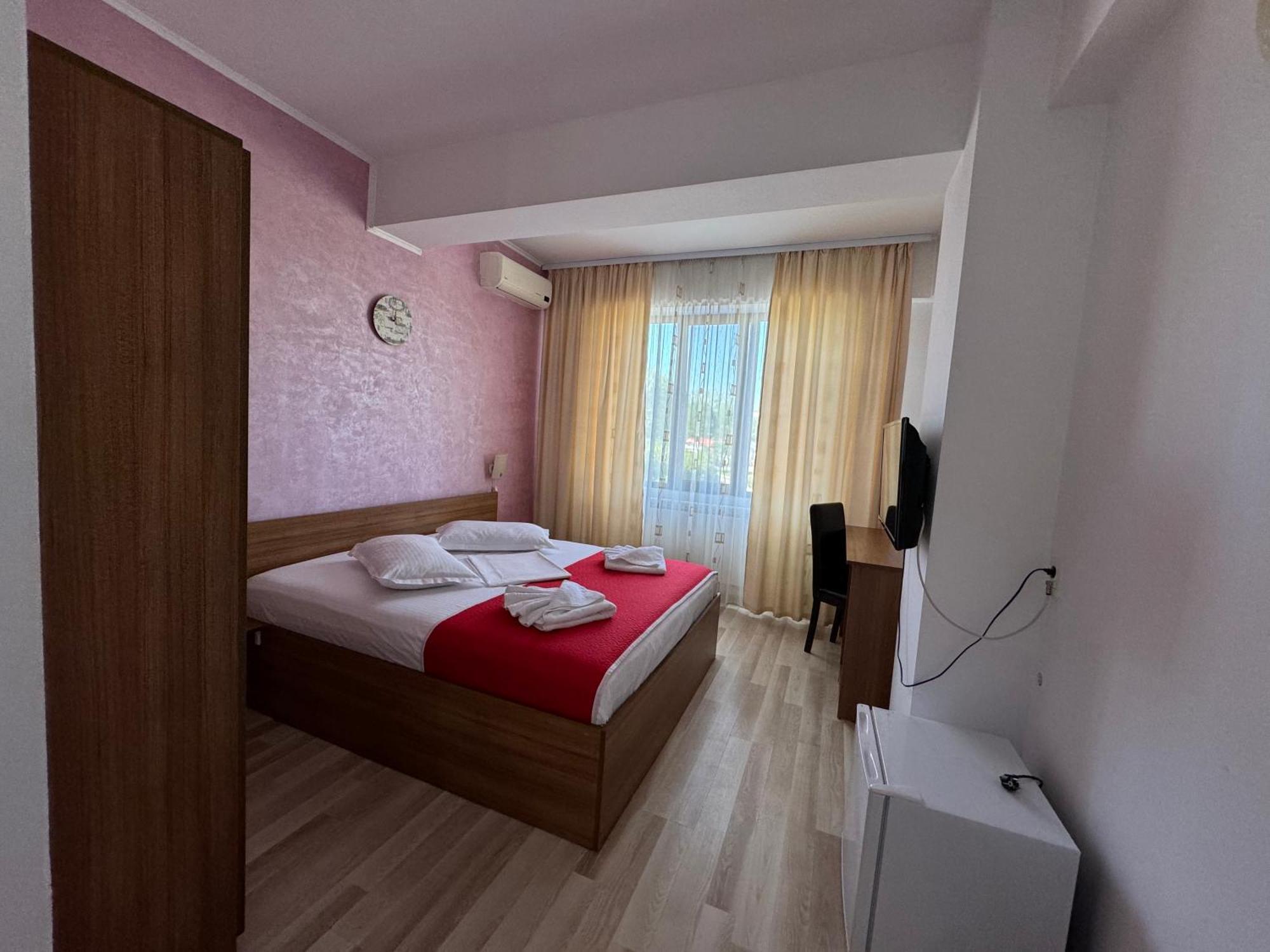 Hotel Mihaela مامايا المظهر الخارجي الصورة