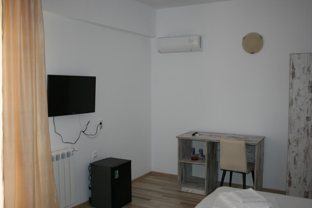 Hotel Mihaela مامايا الغرفة الصورة