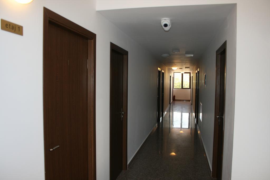 Hotel Mihaela مامايا المظهر الخارجي الصورة